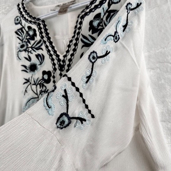 Cute Options Embroidered white Boho Top Brand New SZM swim coverups - Picture 3 of 9